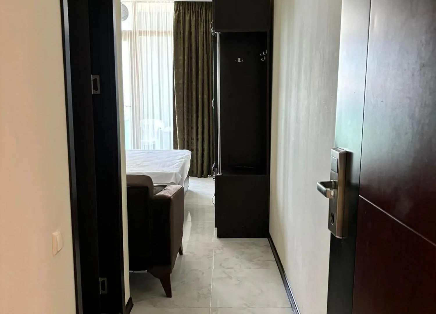 11 Floor Batumi Hotel