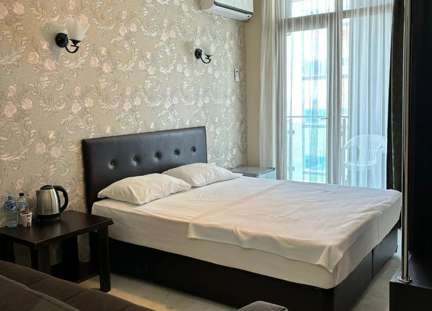 11 Floor Batumi Hotel